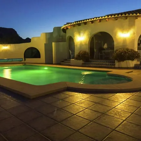 Aguila - كاليبي